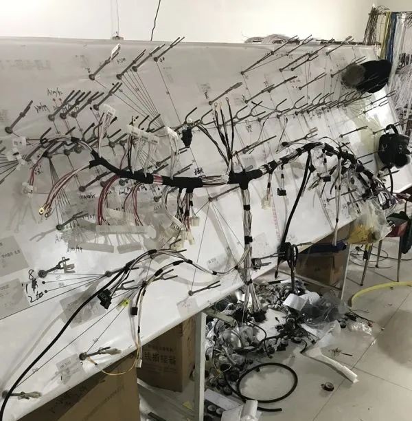 让我告诉您汽车线束是什么